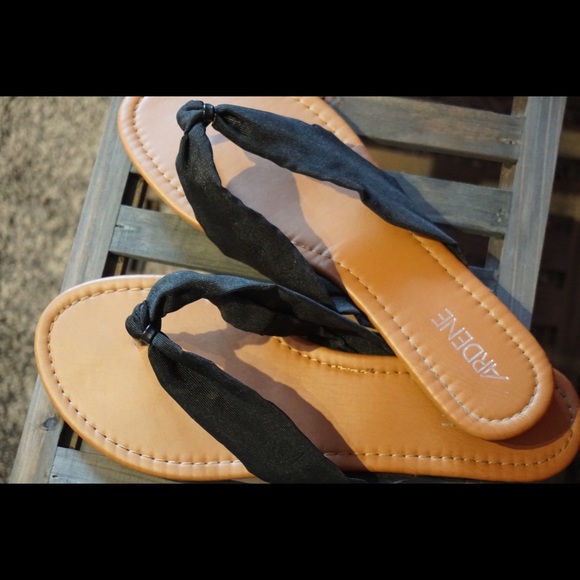 Sandals - Picture 3 of 3